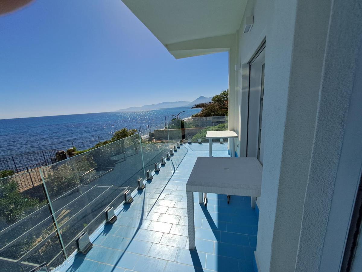 Blue Life, Sea-Luxury Rooms On The Beach Between Palermo And Cefalu' Casteldaccia Luaran gambar