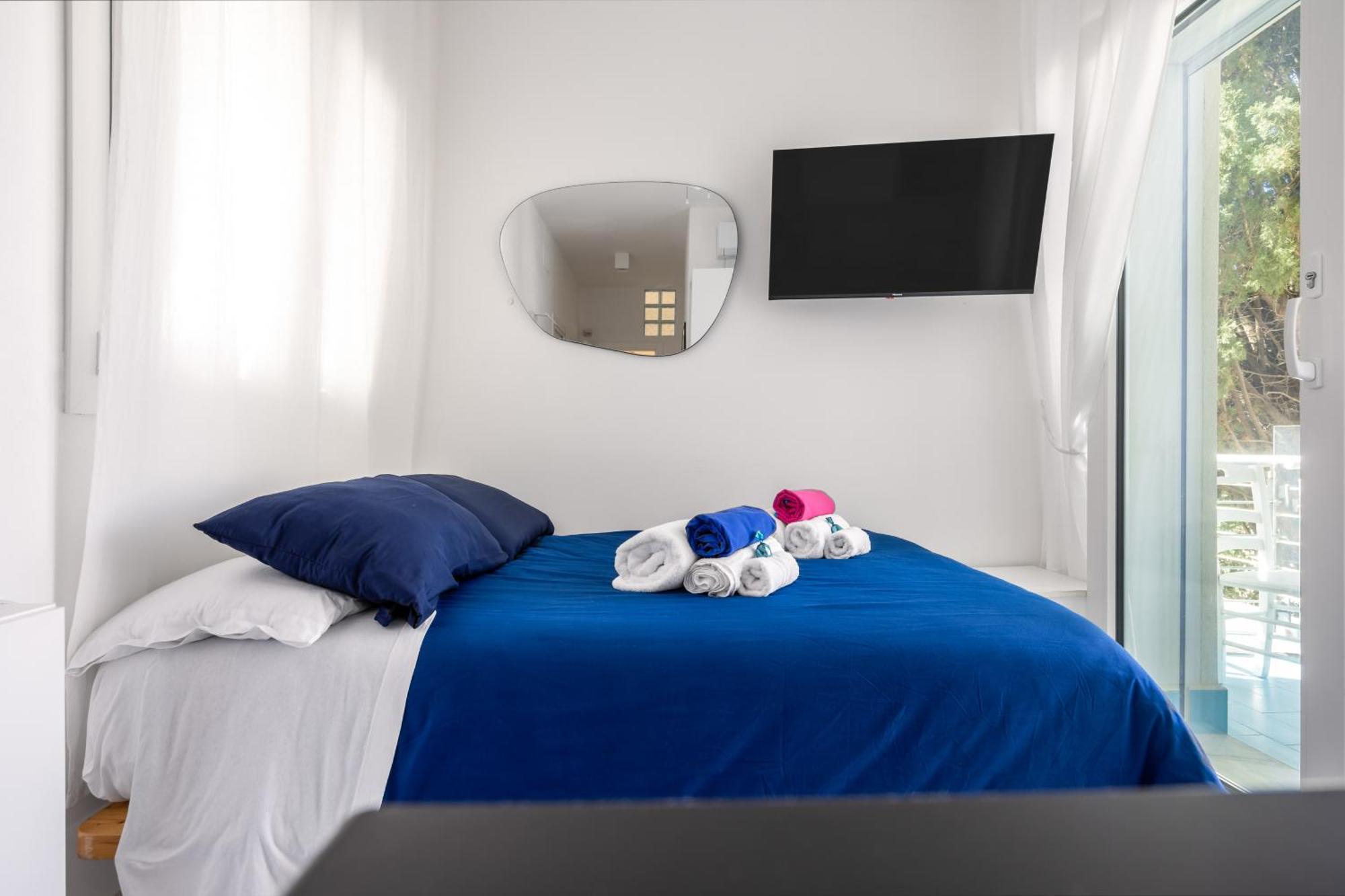 Blue Life, Sea-Luxury Rooms On The Beach Between Palermo And Cefalu' Casteldaccia Bilik gambar