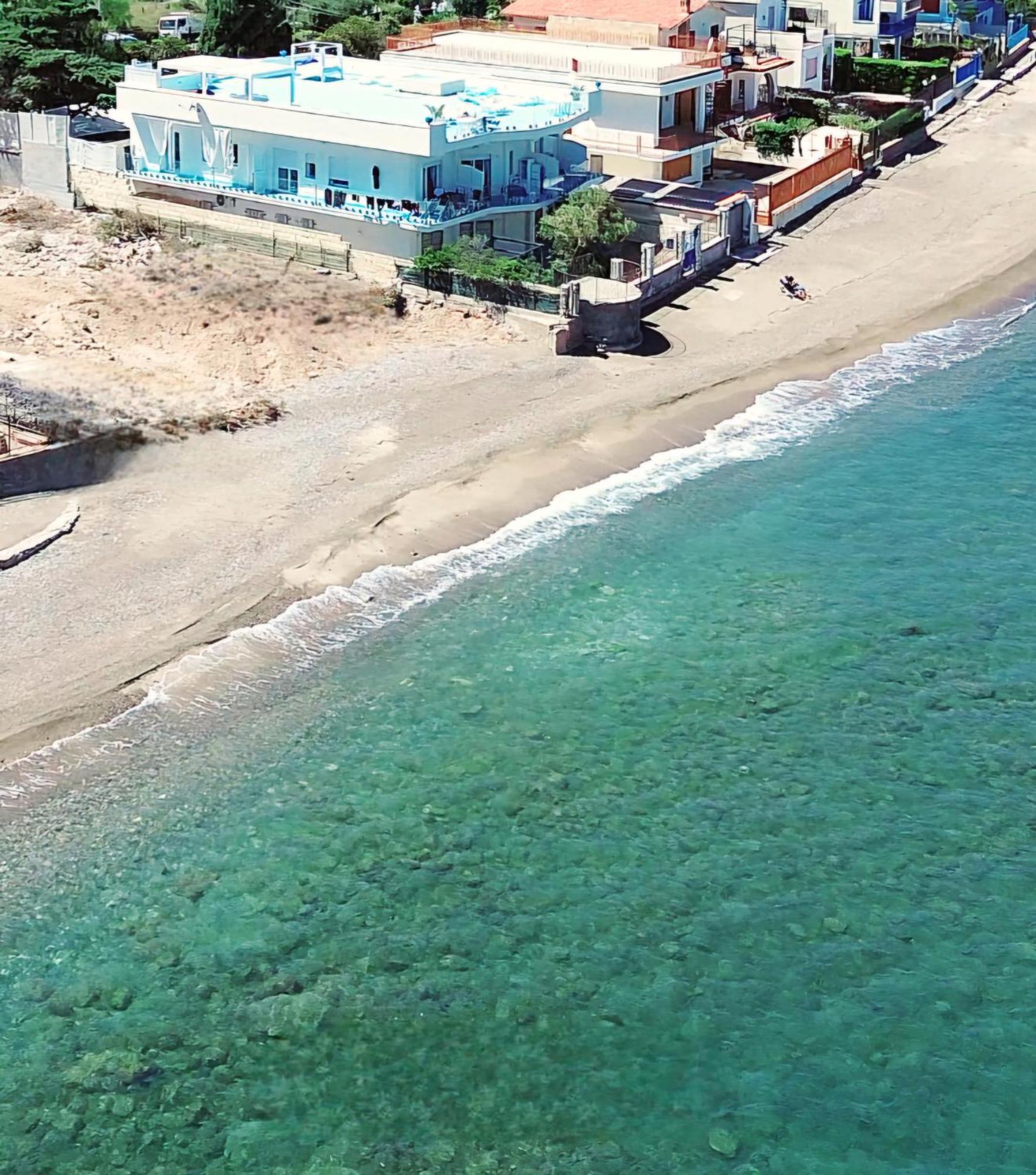 Blue Life, Sea-Luxury Rooms On The Beach Between Palermo And Cefalu' Casteldaccia Luaran gambar